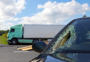 Más información sobre cómo pueden ayudarte nuestros calificados abogados de lesiones personales tras un accidente de camión en NYC